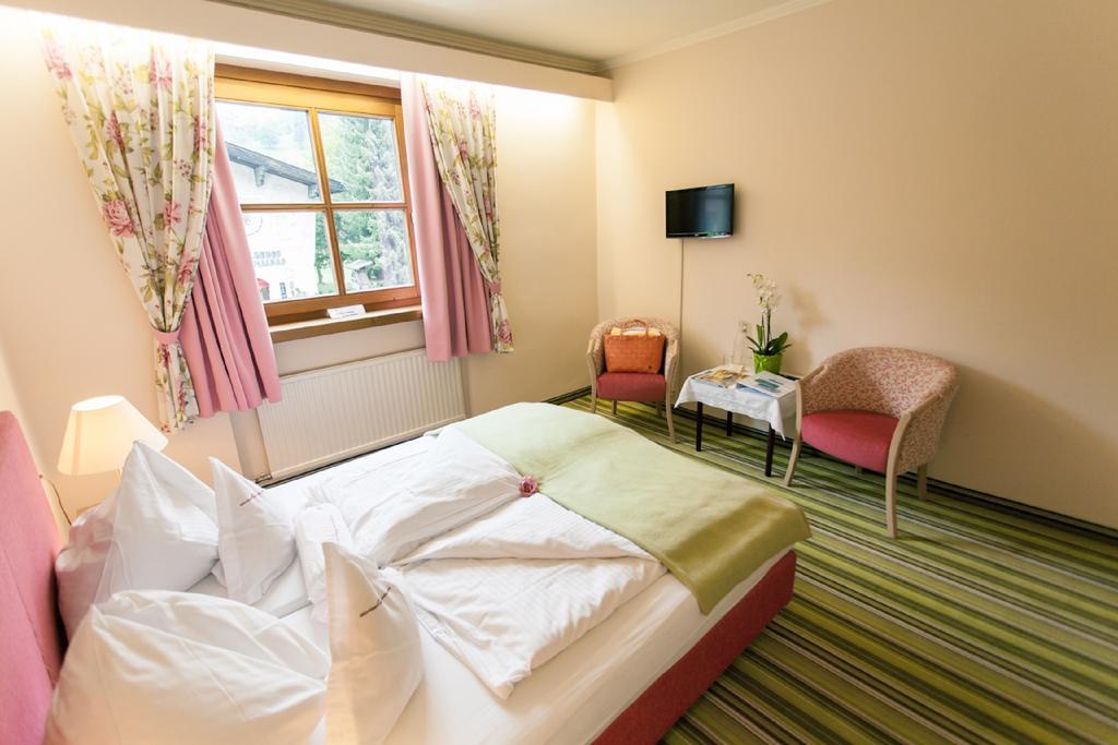 Hotel Kolmhof Bad Kleinkirchheim Habitación foto
